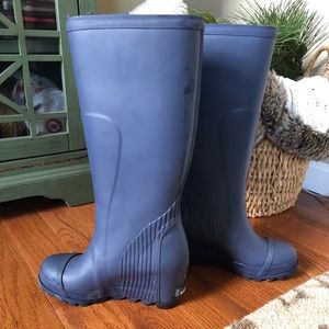 Sorel rain boots